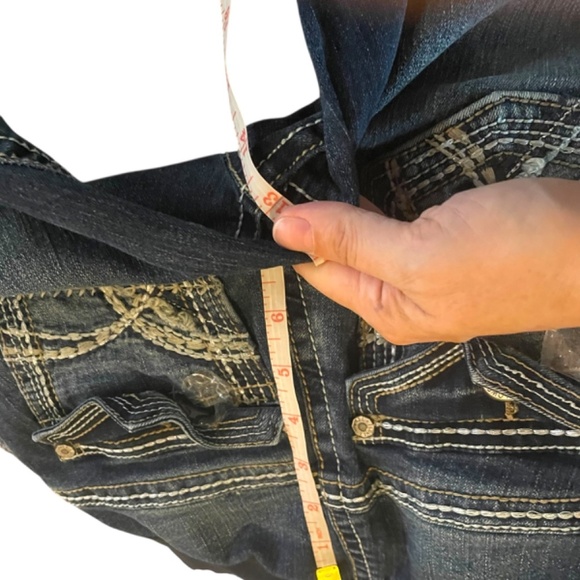 Blue Denim Maternity Jeans - Picture 12 of 13